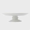 white cake stand