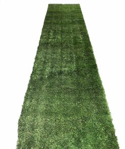 Green turf aisle runner 4 meters long